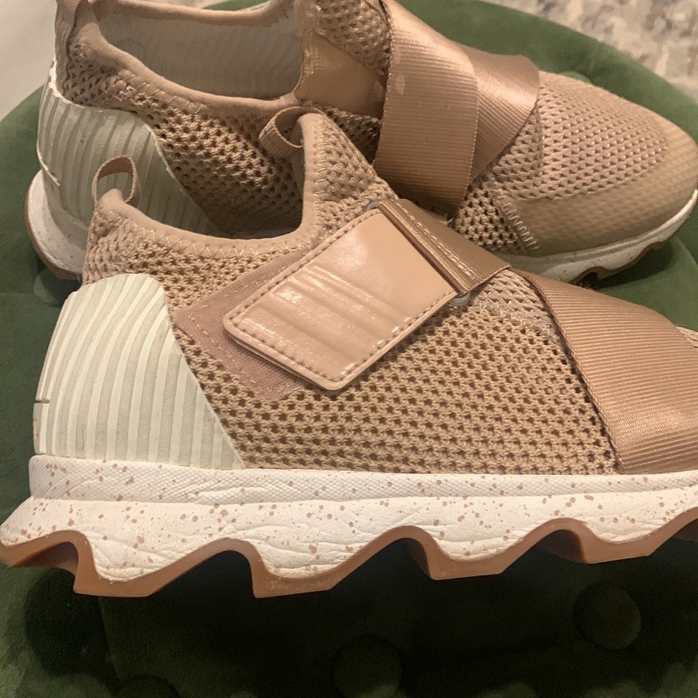 Sorel 'Kinetic Sneak' Sneakers 9.5  pink beige - Picture 5 of 8